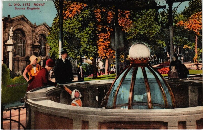 Carte postale ancienne Royat Source Eugenie France à Royat