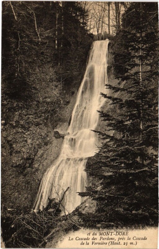 Carte postale ancienne Mont-Dore La Cascade des Pardons France à Mont-Dore