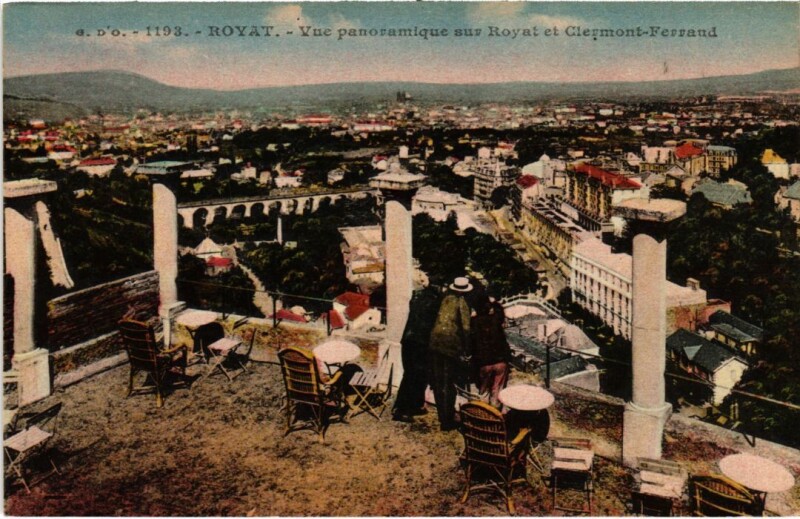 Carte postale ancienne Royat Vue panoramique France à Royat