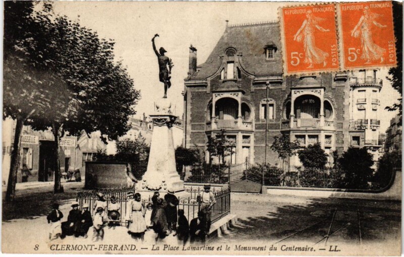 Carte postale ancienne Clermont-Ferrand La Place Lamartine France à Clermont-Ferrand