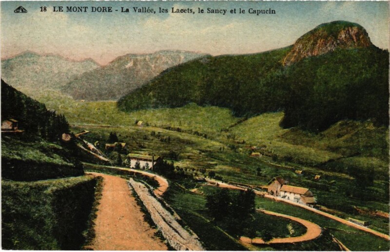 Carte postale ancienne Le Mont Dore La Vallee, les Lacets France à Mont-Dore