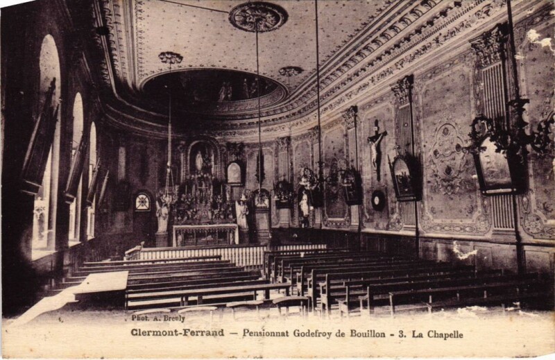 Carte postale ancienne Clermont-Ferrand Pensionnat Godefroy de Bouilion France à Clermont-Ferrand