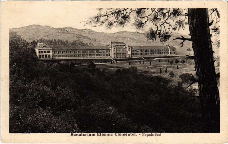 Carte postale ancienne Mont-Dore Sanatorium Etienne Clementel France à Mont-Dore