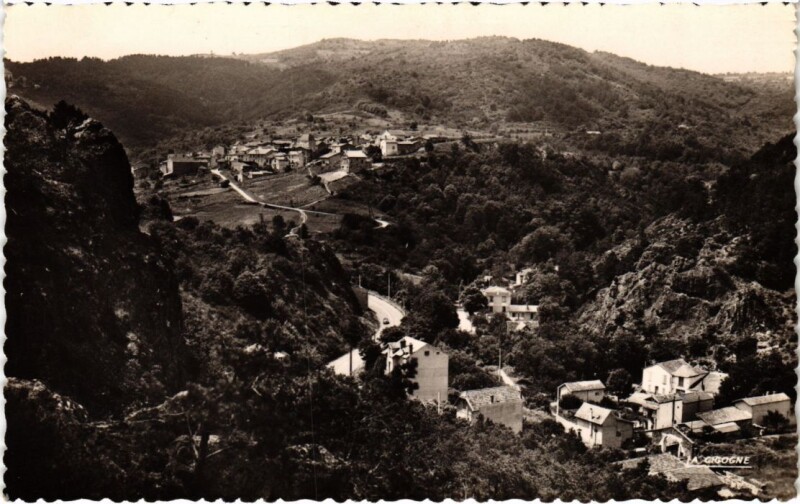 Carte postale ancienne Chatel-Guyon La vallee de Sans-Souci France