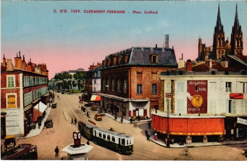 Carte postale ancienne Clermont-Ferrand Place Gaillard France à Clermont-Ferrand