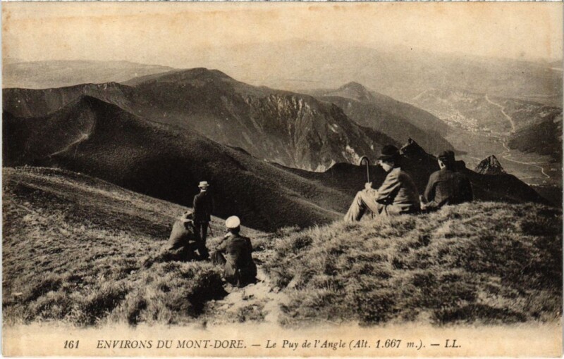 Carte postale ancienne Mont-Dore Le Puy e l'Angle France à Mont-Dore