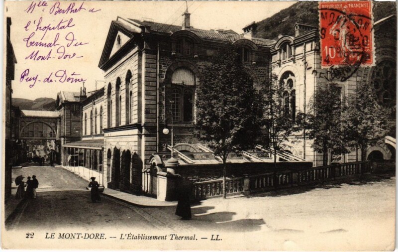 Carte postale ancienne Le Mont Dore L'Etablissement Thermal France à Mont-Dore
