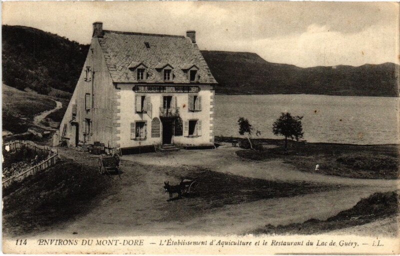 Carte postale ancienne Mont-Dore L'Etablissement d'Aquiculture France à Mont-Dore
