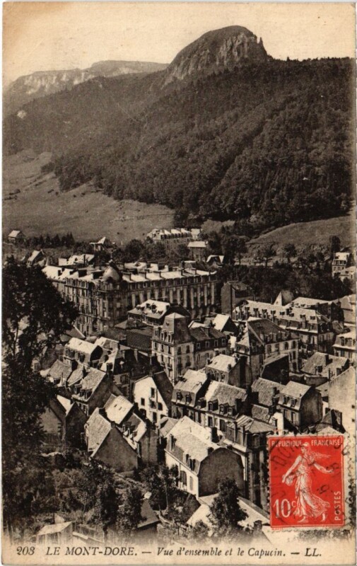 Carte postale ancienne Le Mont Dore Vue d'ensemble de la plage France à Mont-Dore