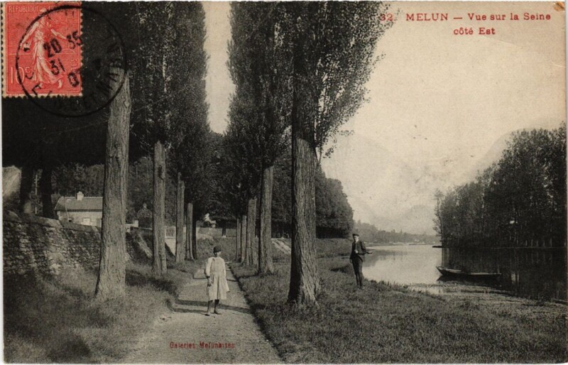 Carte postale ancienne Melun Vue sur la Seine cote Est France à Melun
