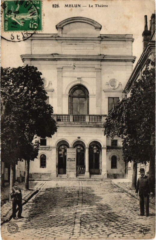 Carte postale ancienne Melun Le Theatre France à Melun