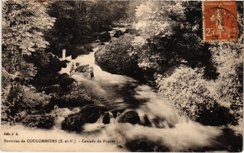 Carte postale ancienne Coulommiers Cascade du Poncet France à Coulommiers