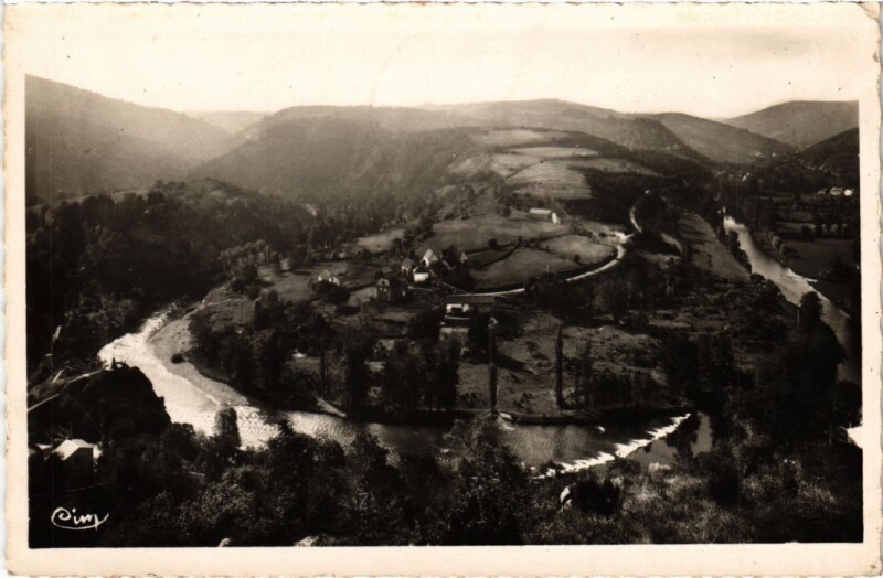 Carte postale ancienne Chateauneuf les Bains Promenade merveilleuse France