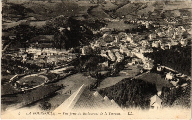 Carte postale ancienne La Bourboule Vue prise du Restaurant de la Terrasse France à La Bourboule