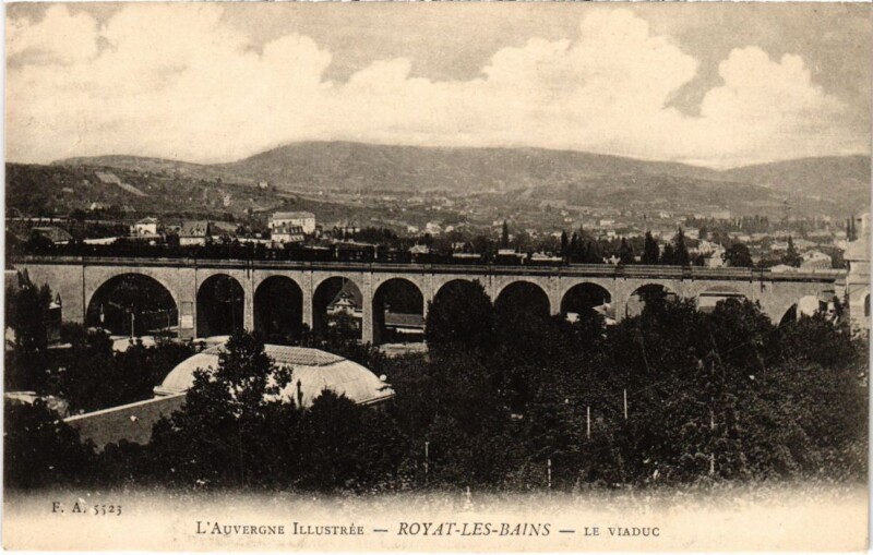 Carte postale ancienne Royat-les-Bains Le Viaduc France à Royat