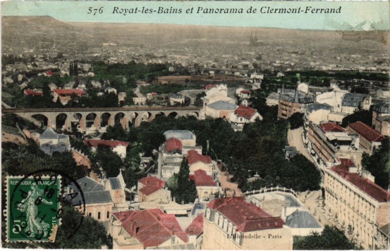 Carte postale ancienne Royat-les-Bains et Panorama France à Royat
