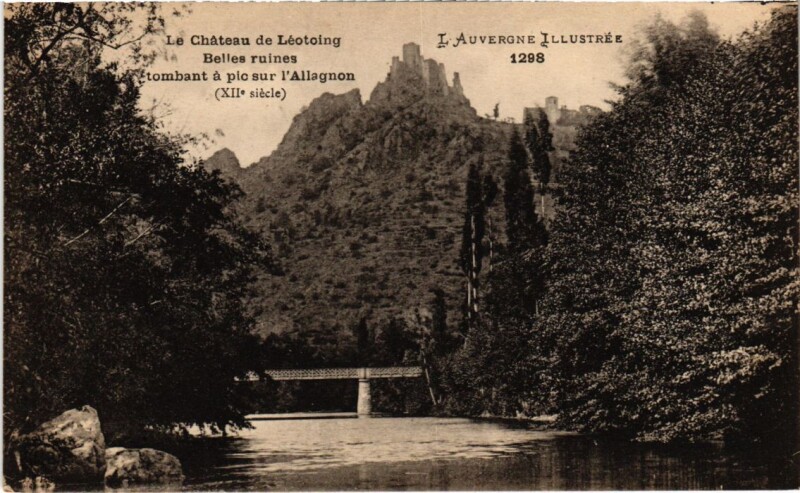Carte postale ancienne Allagnon Le Chateau de Leotoing France