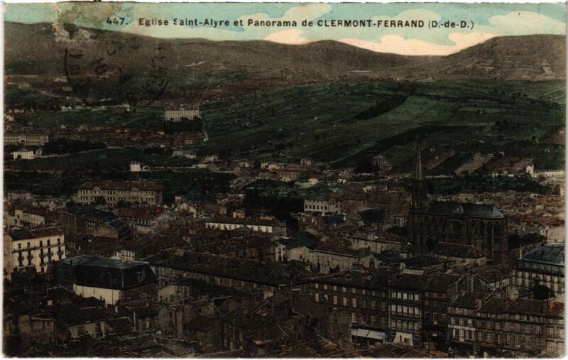 Carte postale ancienne Clermont-Ferrand Eglise Saint-Alyre et PAnorama France à Clermont-Ferrand