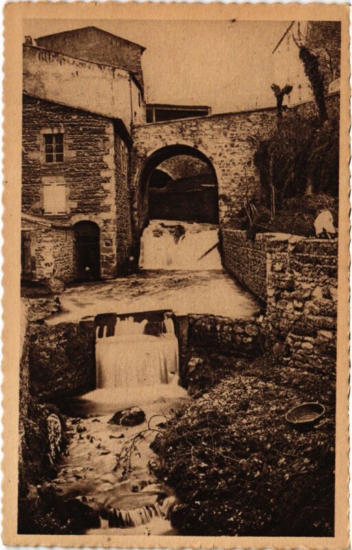 Carte postale ancienne Royat-les-Bains Cascade de la Tiretaine France à Royat
