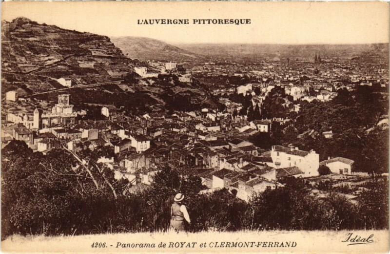 Carte postale ancienne Clermont-Ferrand Panorama de Royat France à Clermont-Ferrand