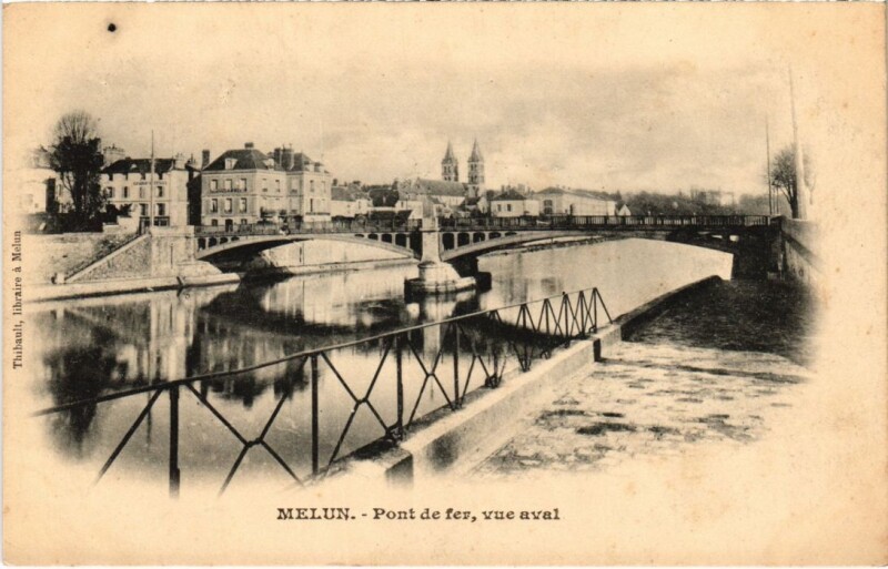 Carte postale ancienne Melun Pont de fer, vue aval France à Melun