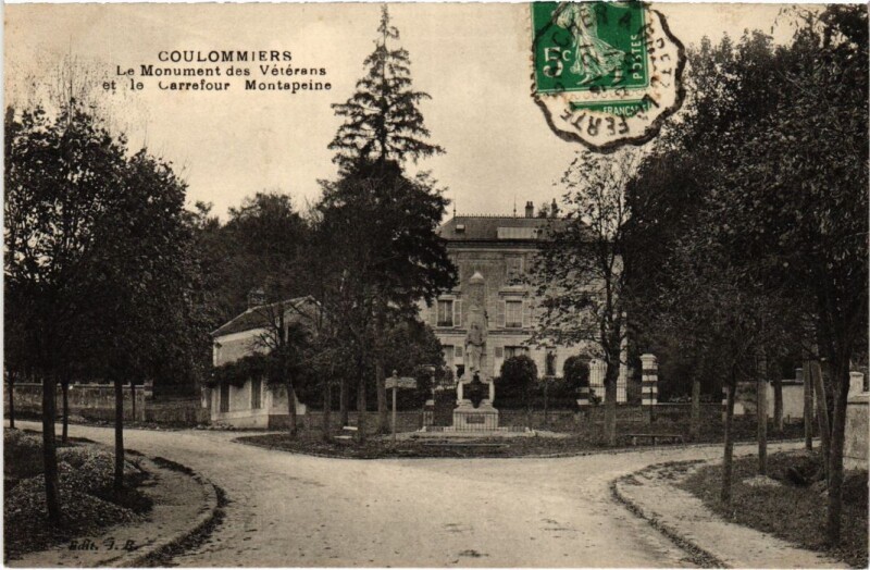 Carte postale ancienne Coulommiers Le Monument es Veterans France à Coulommiers