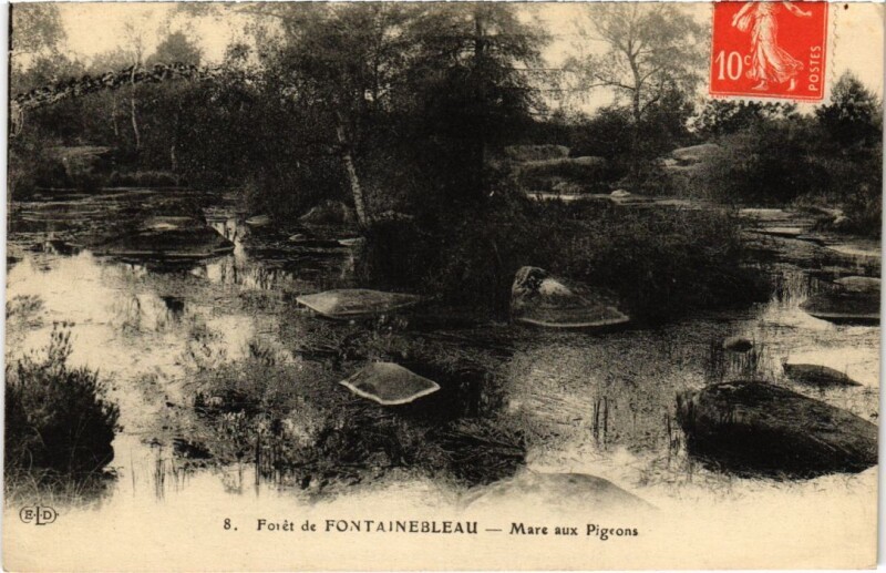 Carte postale ancienne Fontainebleau Mare aux Pigeons France à Fontainebleau