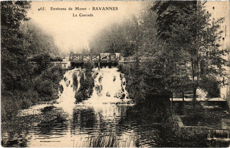 Carte postale ancienne Ravannes La Cascade France