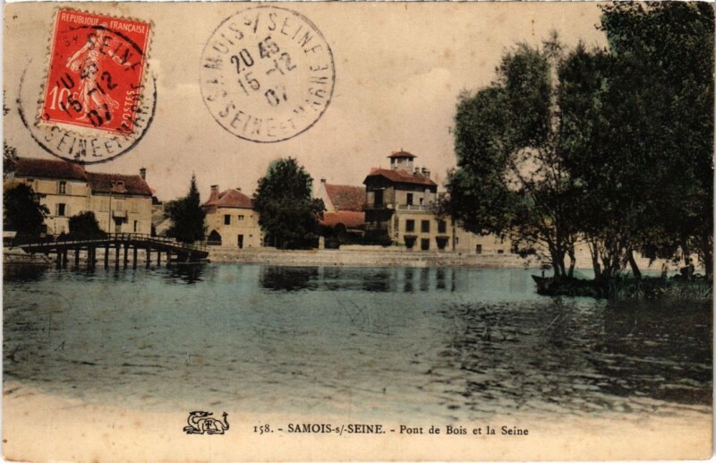 Carte postale ancienne Samois s Seine Pont de Bois et la Seine France