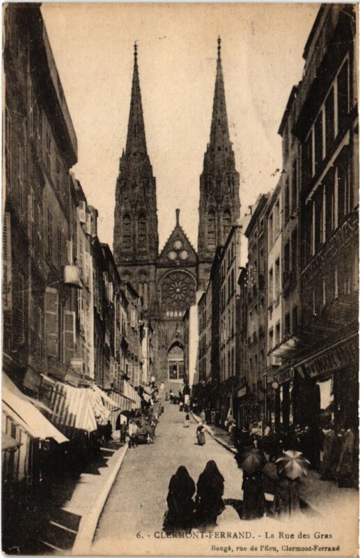 Carte postale ancienne Clermont-Ferrand La Rue des Gras France à Clermont-Ferrand
