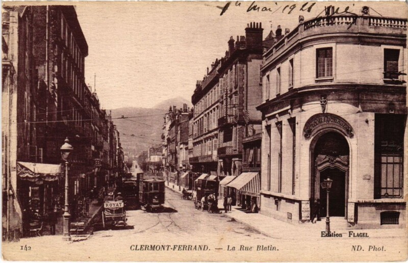 Carte postale ancienne Clermont-Ferrand La Rue Blatin France à Clermont-Ferrand
