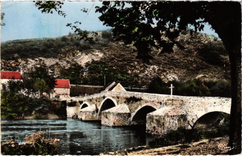 Carte postale ancienne Sioule Pont de Menat France à Menat