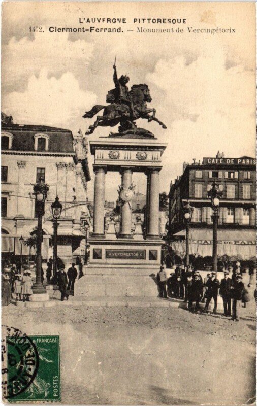 Carte postale ancienne Clermont-Ferrand Monument de Vercingetorix France à Clermont-Ferrand
