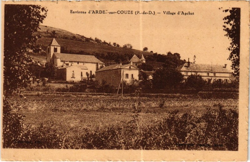 Carte postale ancienne Ardes-sur-Couze Village d'Apchat France à Apchat