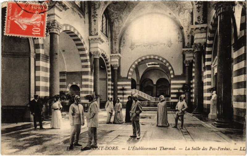 Carte postale ancienne Le Mont Dore L'Etablissement Thermal France à Mont-Dore