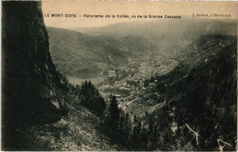 Carte postale ancienne Le Mont Dore Panorama de la Vallee France à Mont-Dore