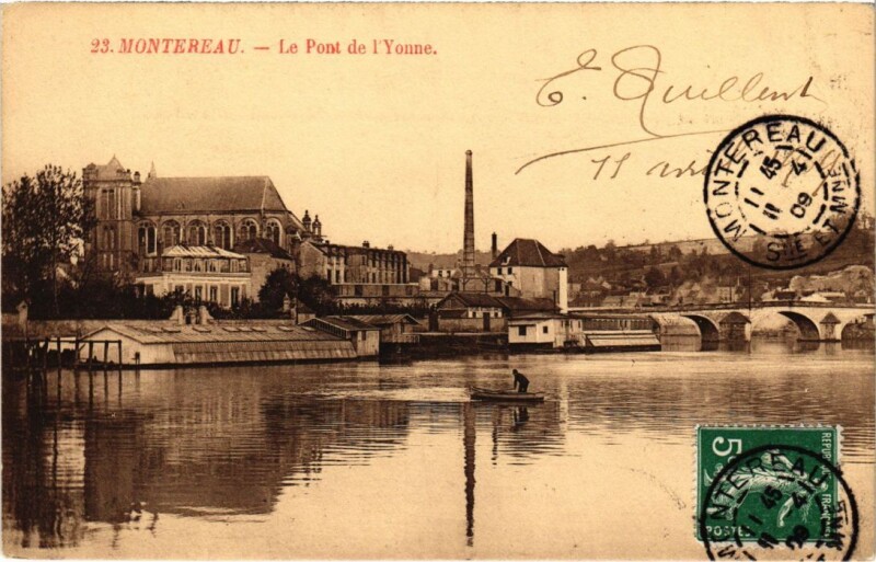 Carte postale ancienne Montereau Le Pont de l'Yonne France