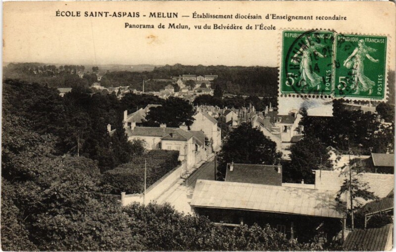 Carte postale ancienne Melun Etablissement diocesain d'Enseignement France à Melun