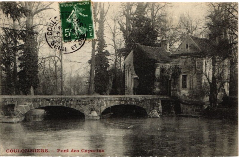 Carte postale ancienne Coulommiers Pont des Capucins France à Coulommiers