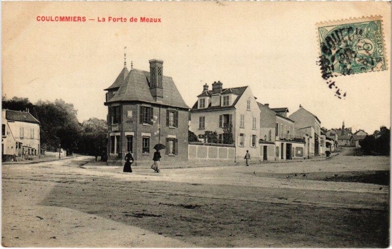 Carte postale ancienne Coulommiers La Porte de Meaux France à Coulommiers