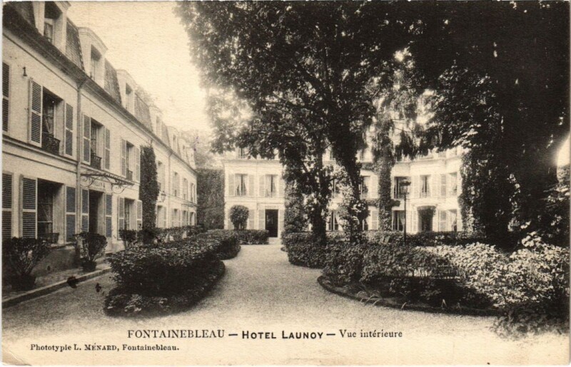 Carte postale ancienne Fontainebleau Vue interieure France à Fontainebleau