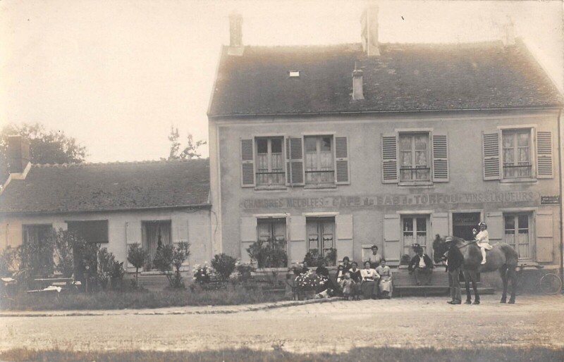 Carte postale ancienne Bas Torfou Par Arpajon - Carte Photo - Cafe Du Bas De Torfou - Vins - Liq à Arpajon