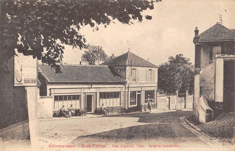 Carte postale ancienne Villemoisson / Cafe Ponsot / Epicerie