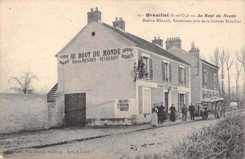 Carte postale ancienne Breuillet - Au Bout Du Monde - Maison Menard - Tabac - Restaurant - Pres à Breuillet