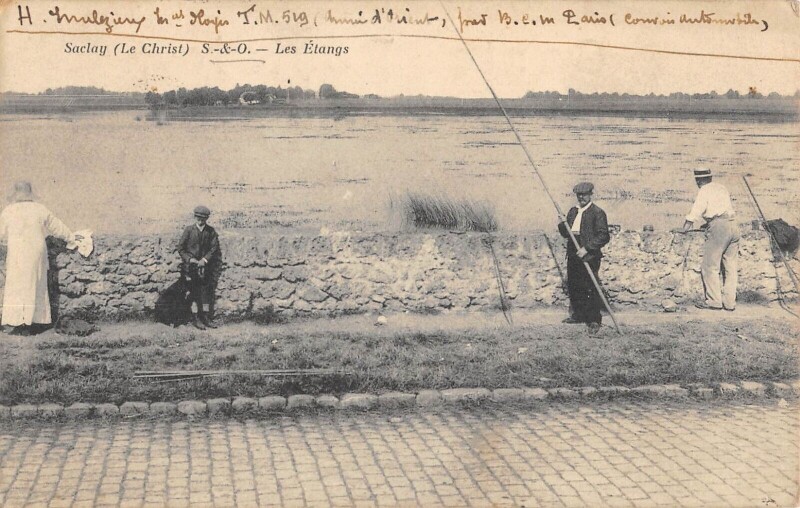 Carte postale ancienne Saclay - Les Etangs - Peche A La Ligne à Saclay