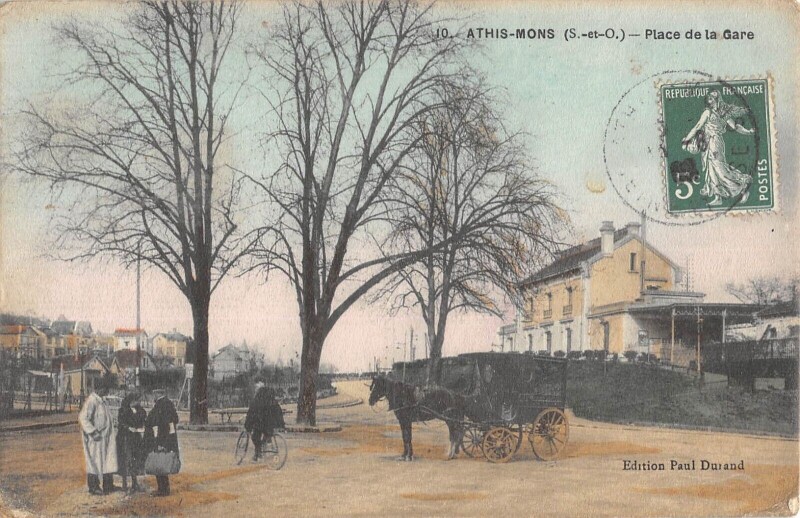 Carte postale ancienne Athis Mons - Place De La Gare - Attelage - cpa colorisée à Athis-Mons