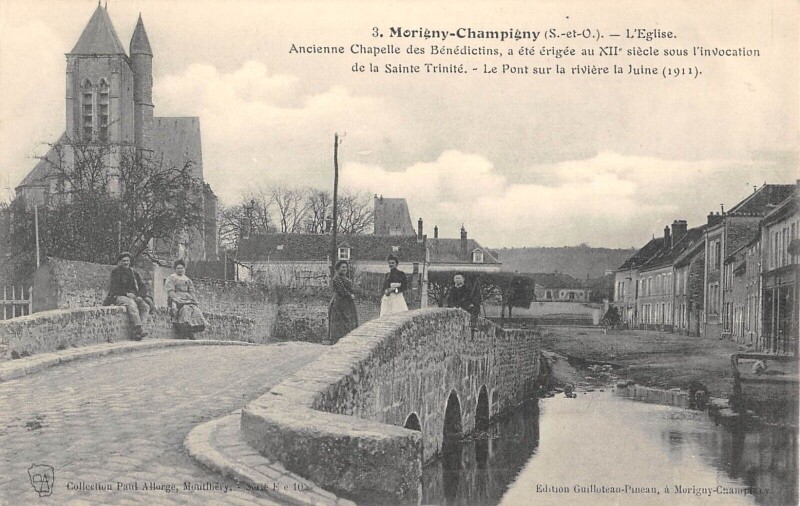 Carte postale ancienne Morigny Champigny - Eglise à Morigny-Champigny