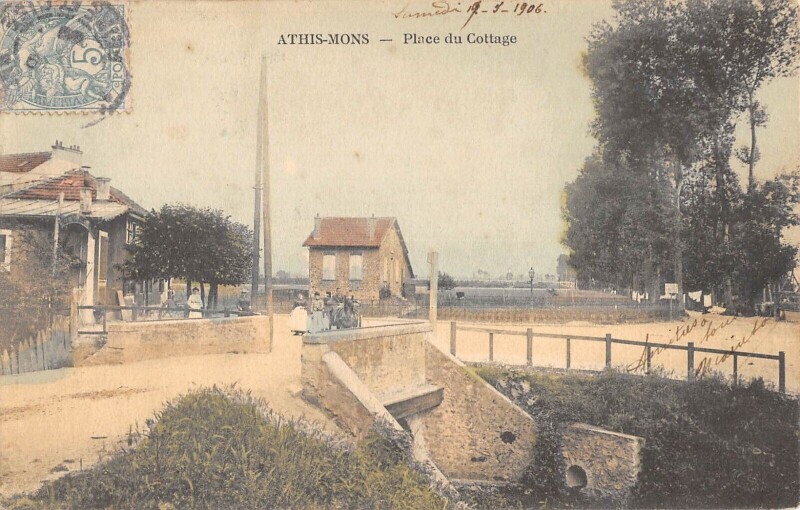 Carte postale ancienne Athis Mons - Place Du Cottage - cpa colorisée à Athis-Mons