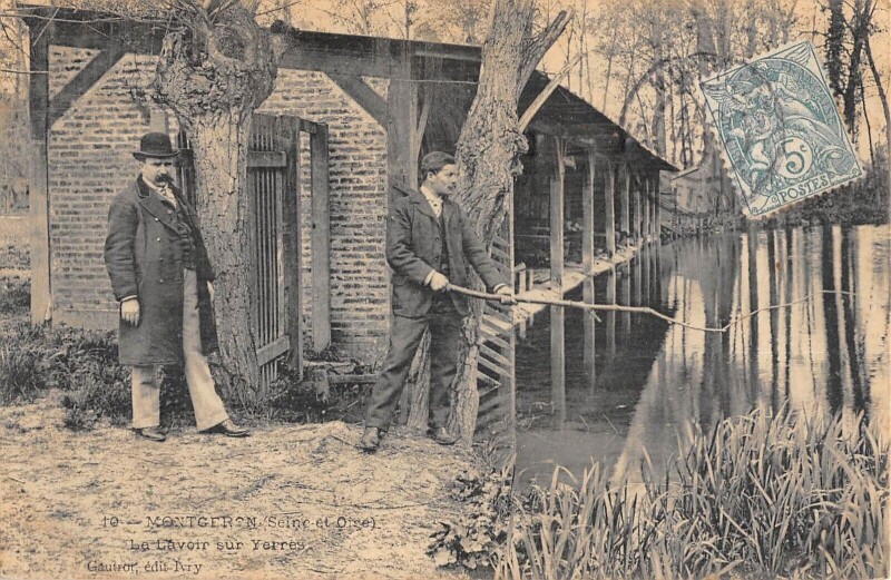Carte postale ancienne Montgeron - Le Lavoir Sur Yerres - Peche A La Ligne à Montgeron