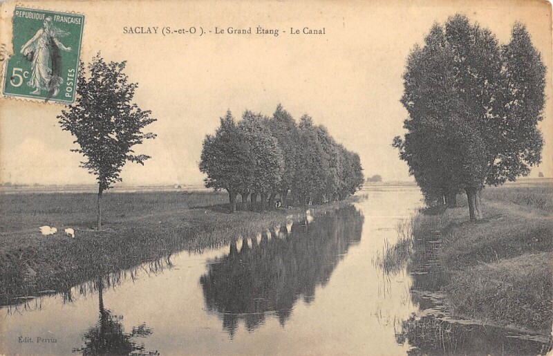 Carte postale ancienne Saclay - Le Canal - cliché rare à Saclay